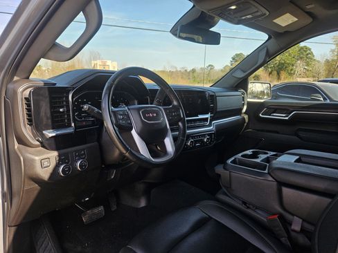 Used 2024 GMC Sierra 1500 SLT image 14