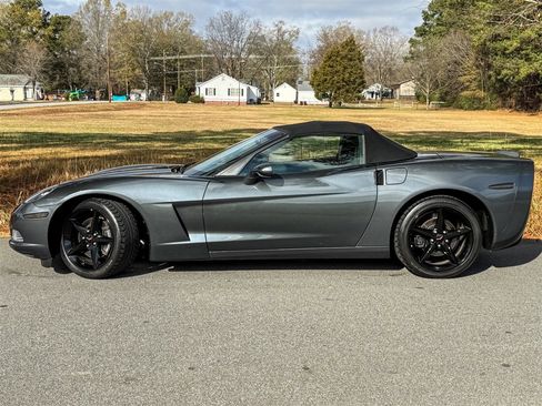Used 2013 Chevrolet Corvette Convertible image 4