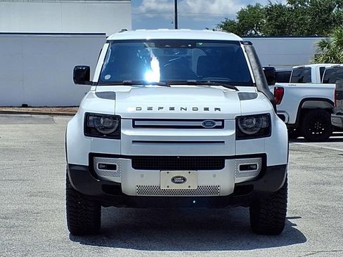 Used 2020 Land Rover Defender 110 SE AWD/4WD image 2