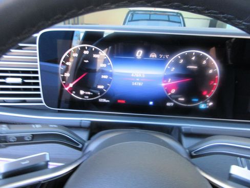 Used 2024 Mercedes-Benz GLS 450 450 4MATIC**DRIVER ASSIST**HEA image 55