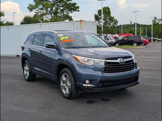 Used 2016 Toyota Highlander Limited FWD video 2