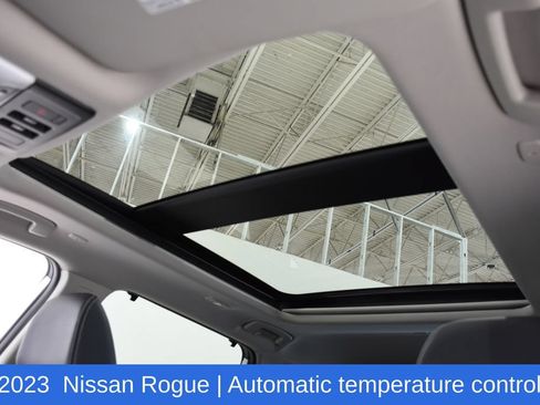 Used 2023 Nissan Rogue SL w/ SL Premium Package FWD image 9