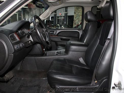 Used 2014 Chevrolet Tahoe LT image 10