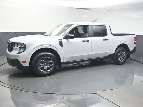 Used 2025 Ford Maverick XLT w/ XLT Luxury Package AWD/4WD image 4