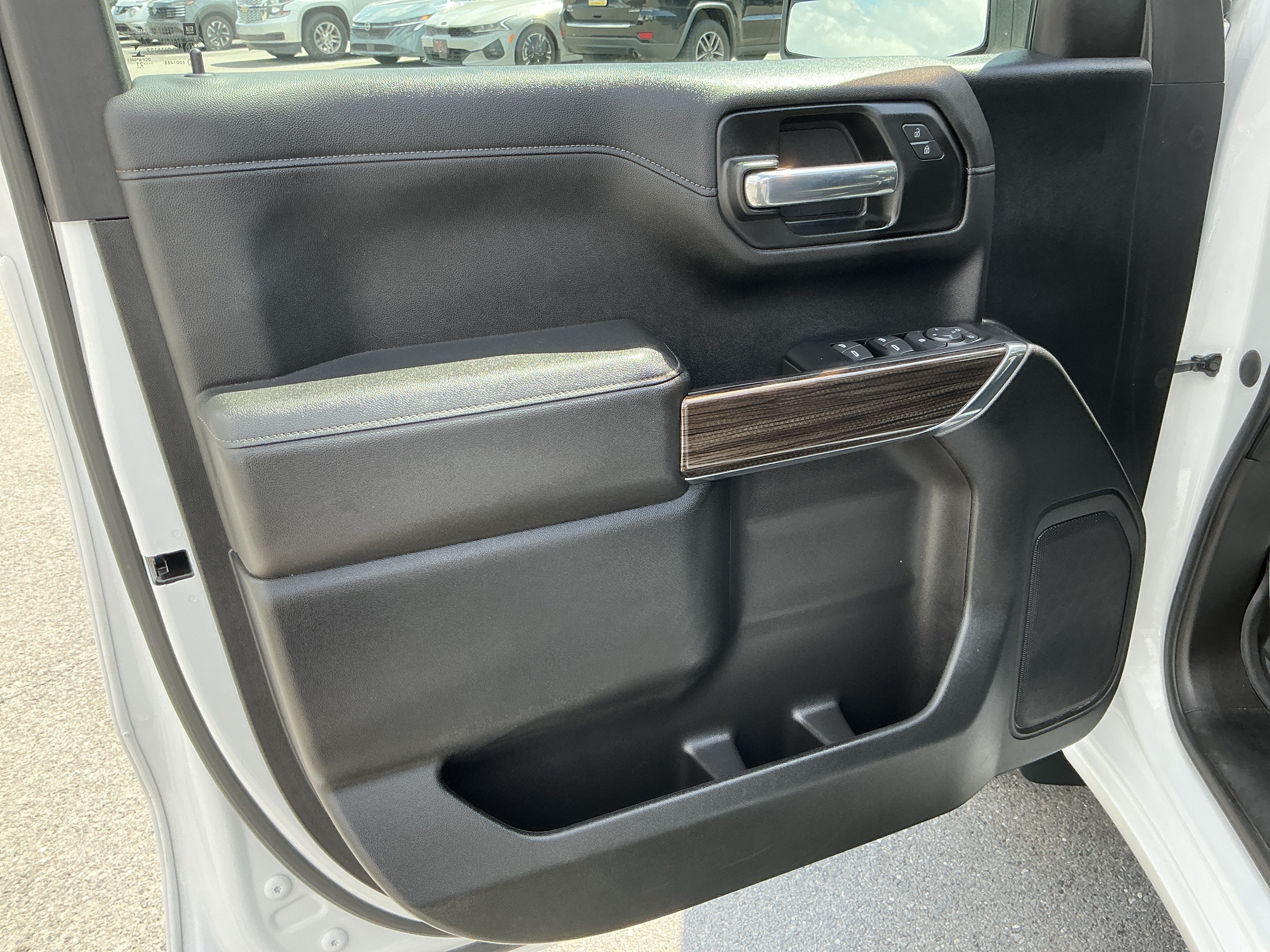 Used 2021 Chevrolet Silverado 1500 RST AWD/4WD image 13