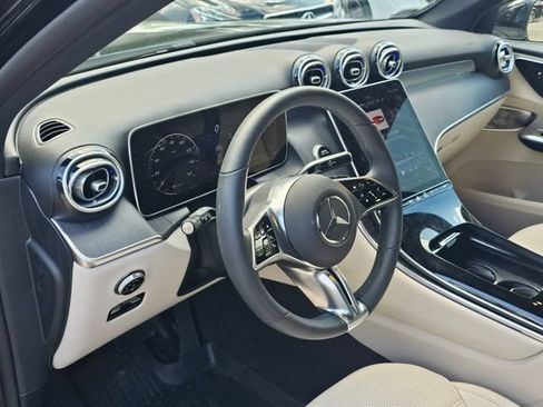 Certified 2026 Mercedes-Benz GLC 300 4MATIC image 4