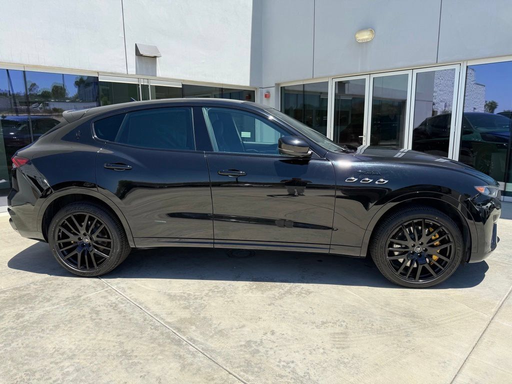 Certified 2023 Maserati Levante Modena AWD/4WD image 3