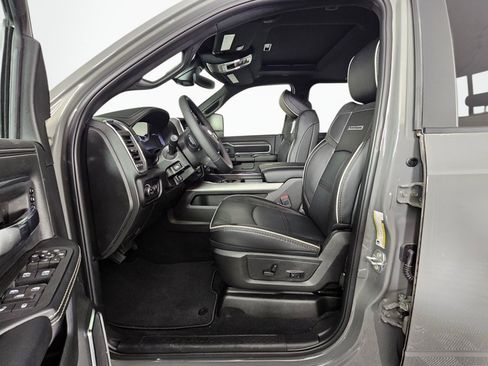 New 2026 RAM 2500 Laramie w/ Night Edition AWD/4WD image 18