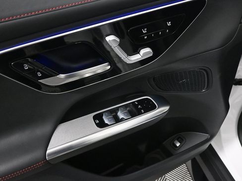 Certified 2025 Mercedes-Benz GLC 43 AMG GLC 43 AMG image 8