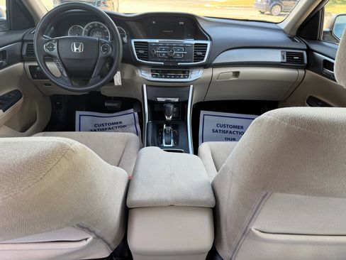 Used 2013 Honda Accord LX image 10