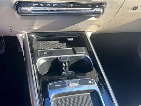 New 2025 Mercedes-Benz GLA 250 GLA 250 image 18