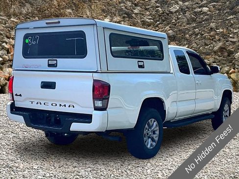 Used 2021 Toyota Tacoma SR w/ SR Convenience Package AWD/4WD image 2