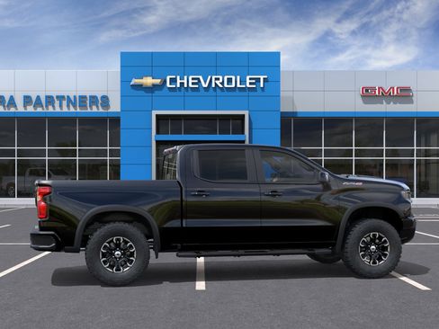 New 2026 Chevrolet Silverado 1500 ZR2 AWD/4WD image 6