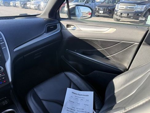 Used 2018 Lincoln MKC Reserve w/ Canadian Touring Package image 12