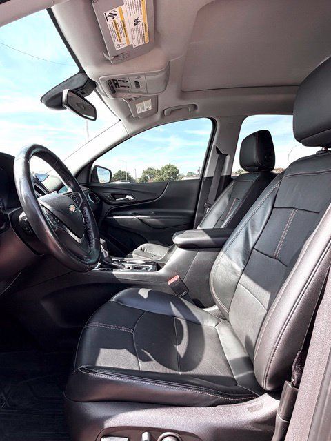 Used 2022 Chevrolet Equinox Premier AWD/4WD image 11