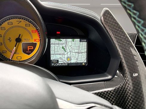 Used 2015 Ferrari 458 Italia Coupe RWD image 13