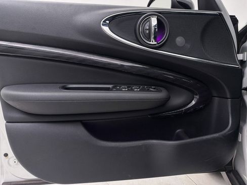 Used 2019 MINI Cooper Clubman S image 18