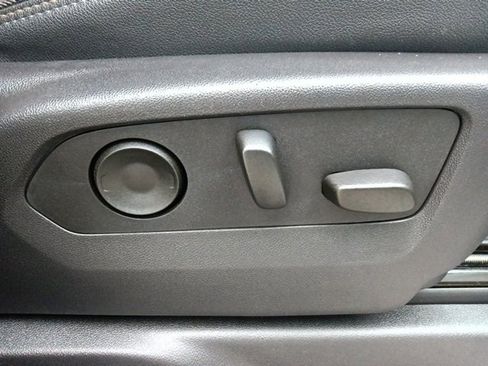 Used 2024 Chevrolet Silverado 1500 High Country w/ Technology Package image 33