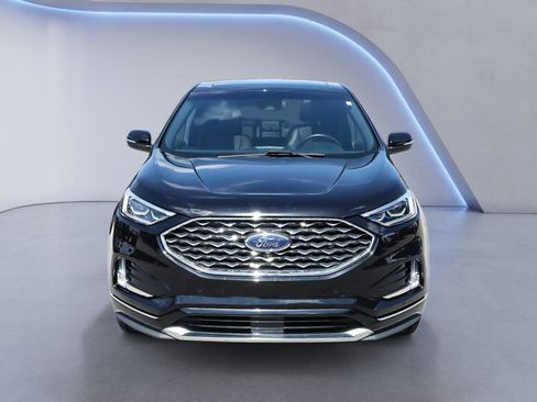 Used 2020 Ford Edge Titanium w/ Equipment Group 301A AWD/4WD image 10