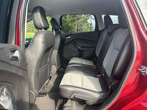 Used 2018 Ford Escape SE w/ SE Sport Appearance Package AWD/4WD image 28