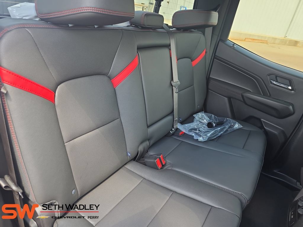 New 2026 Chevrolet Colorado Z71 w/ Technology Package AWD/4WD image 12
