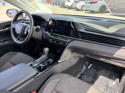 Used 2025 Toyota Camry LE FWD image 10