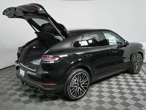 New 2026 Porsche Cayenne AWD image 30