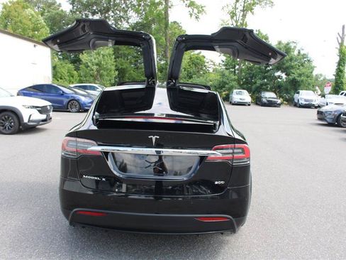 Used 2016 Tesla Model X AWD/4WD image 6