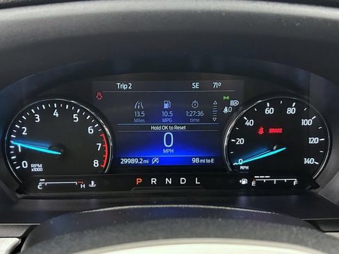 Used 2023 Ford Explorer XLT AWD/4WD image 14