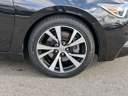 Used 2017 Nissan Maxima Platinum image 6