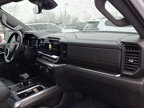 Used 2023 Chevrolet Silverado 1500 LTZ w/ LTZ Premium Package image 28