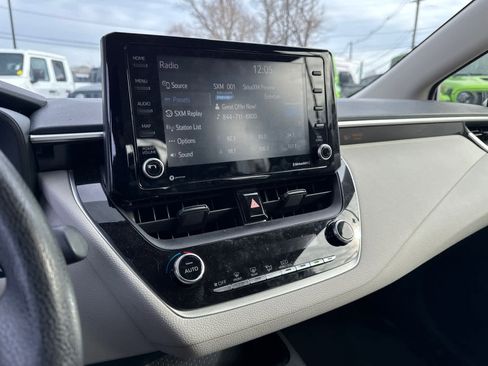 Used 2022 Toyota Corolla LE image 26