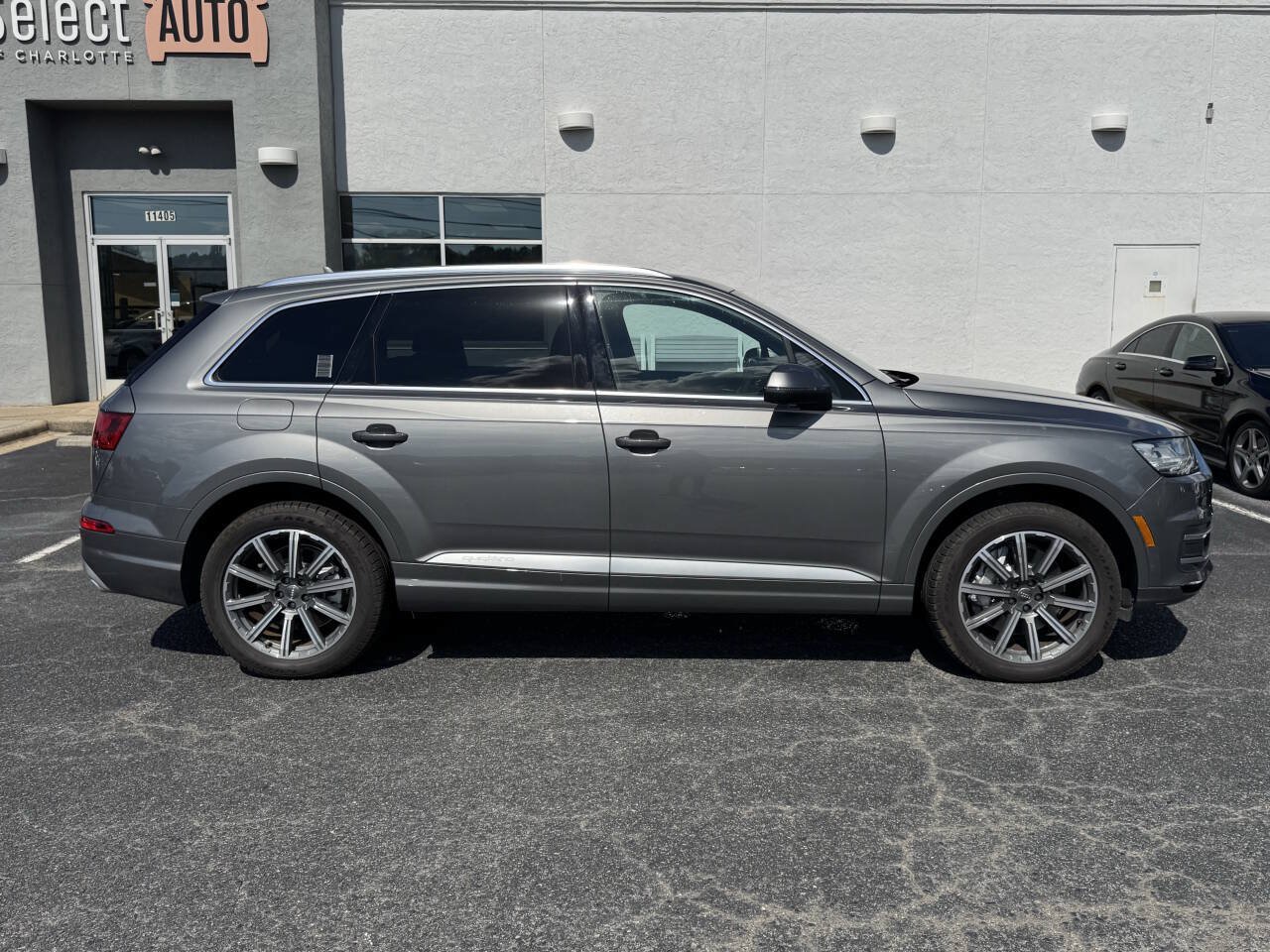 Used 2017 Audi Q7 3.0T Premium Plus AWD/4WD image 7
