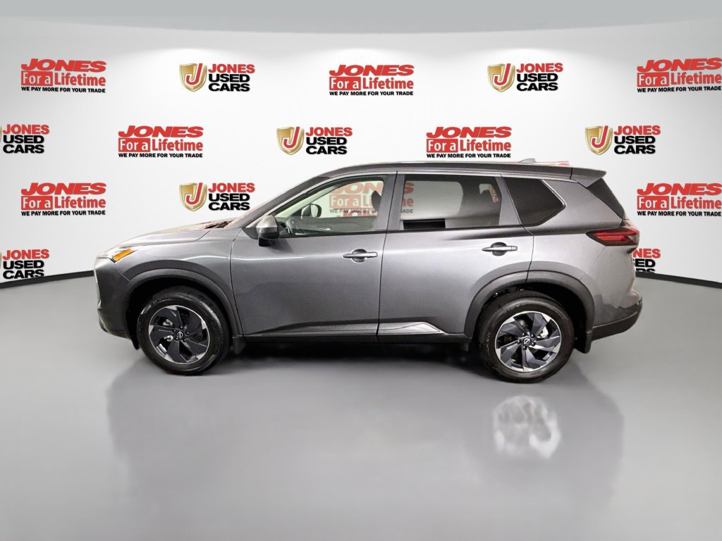 Certified 2025 Nissan Rogue SV FWD image 13