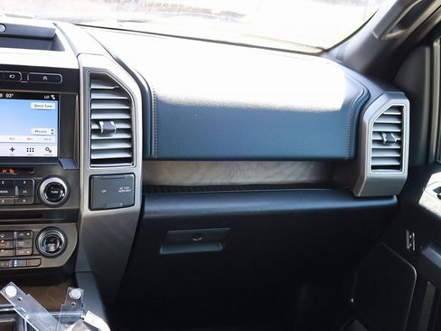 Used 2018 Ford F150 Limited image 21