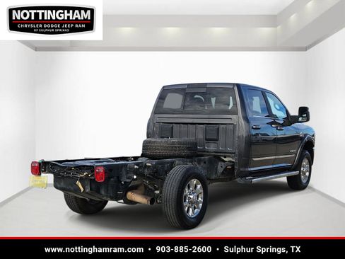 Used 2023 RAM 3500 Limited image 4