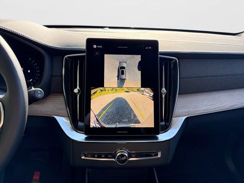 New 2027 Volvo XC90 B6 Plus AWD/4WD image 24