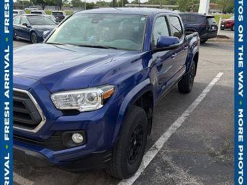 Certified 2022 Toyota Tacoma SR5 w/ Technology Package AWD/4WD image 1
