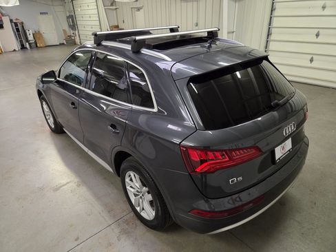 Used 2020 Audi Q5 2.0T Premium w/ Convenience Package AWD/4WD image 5