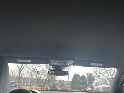 Used 2025 Volkswagen Atlas Cross Sport SE image 13