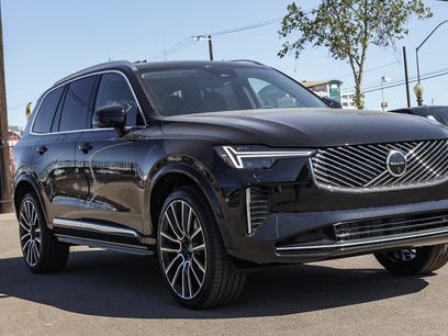 New 2026 Volvo XC90 B6 Plus w/ Protection Package