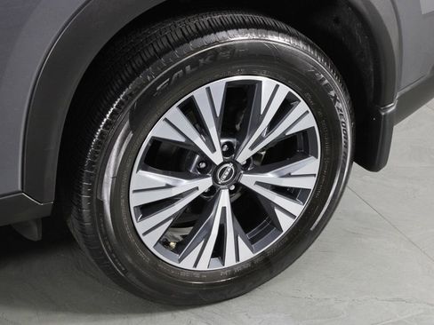 Certified 2023 Nissan Rogue SV image 13