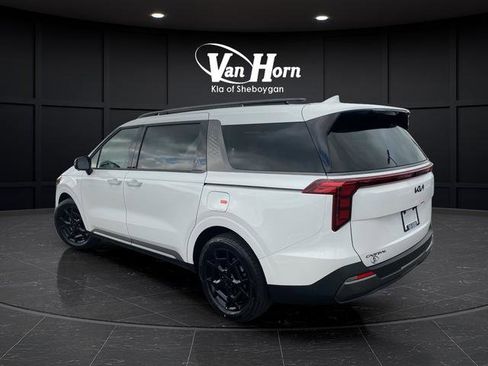 New 2026 Kia Carnival SX w/ SX Dark Edition Package image 3