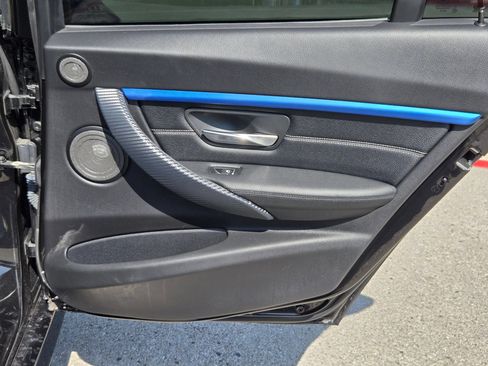 Used 2018 BMW 340i xDrive Sedan AWD/4WD image 26
