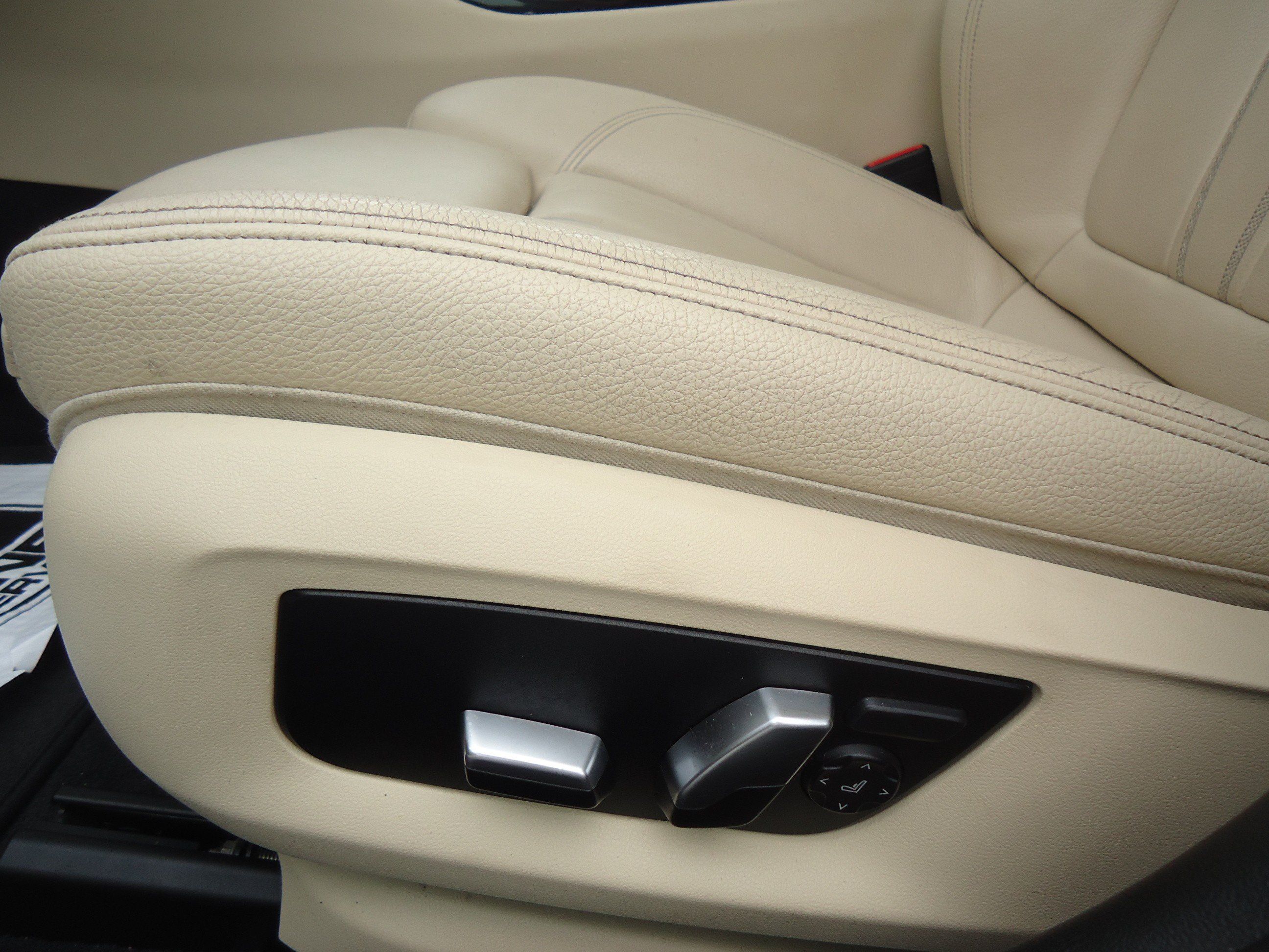 Used 2019 BMW 540i RWD image 26