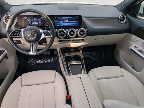Used 2026 Mercedes-Benz GLA 250 image 18