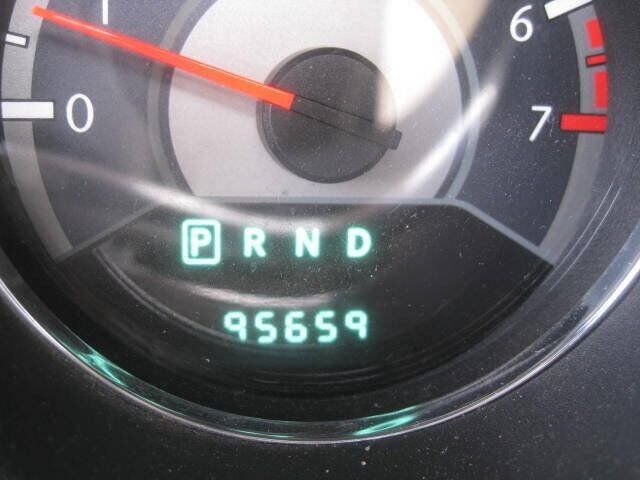 Used 2011 Chrysler 200 Limited FWD image 29
