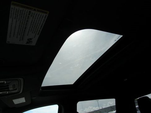 New 2025 GMC Sierra 1500 SLT w/ SLT Premium Plus Package image 24