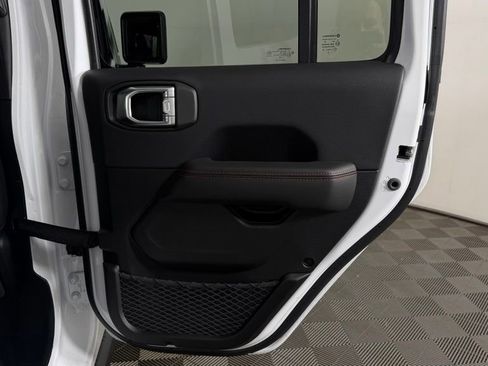 New 2026 Jeep Wrangler Unlimited Rubicon AWD/4WD image 28