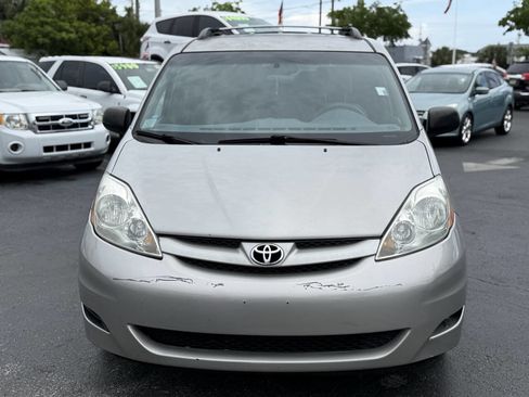 Used 2008 Toyota Sienna LE image 10